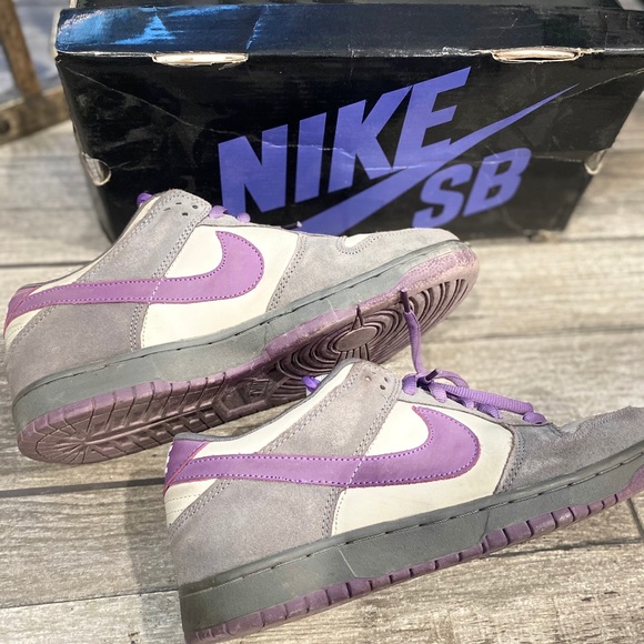 Other - Nike SB Purple pigeon
